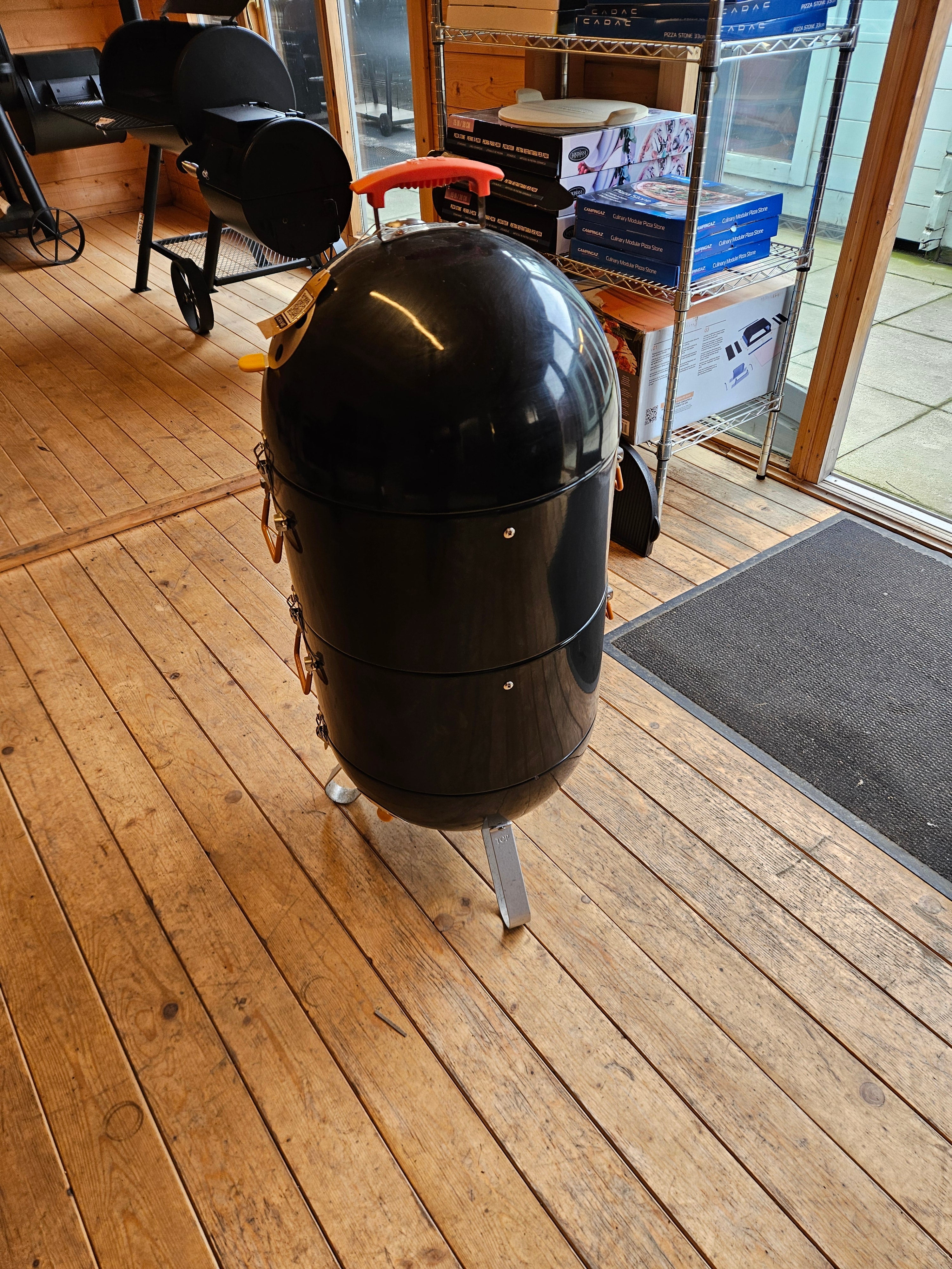 #235 EX-Display ProQ Frontier Smoker (Sold as seen)